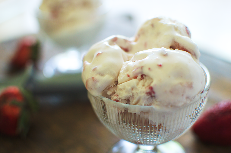 crème glacé à la fraise-petit