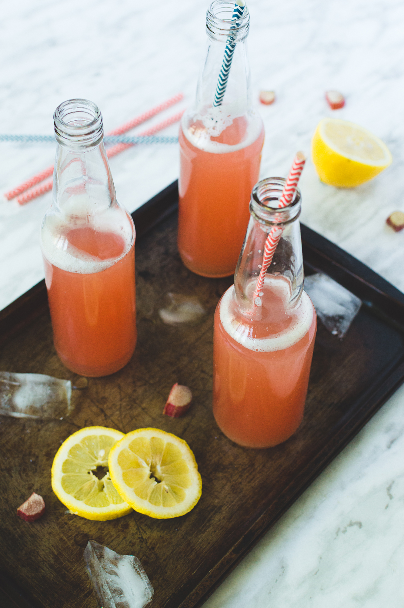 limonade pétillante de rhubarbe et gingembre